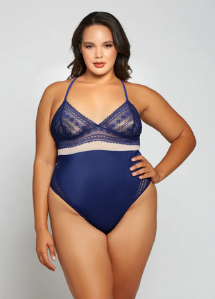 Plus Size Geometric Clover Teddy