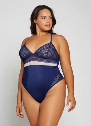 Plus Size Geometric Clover Teddy